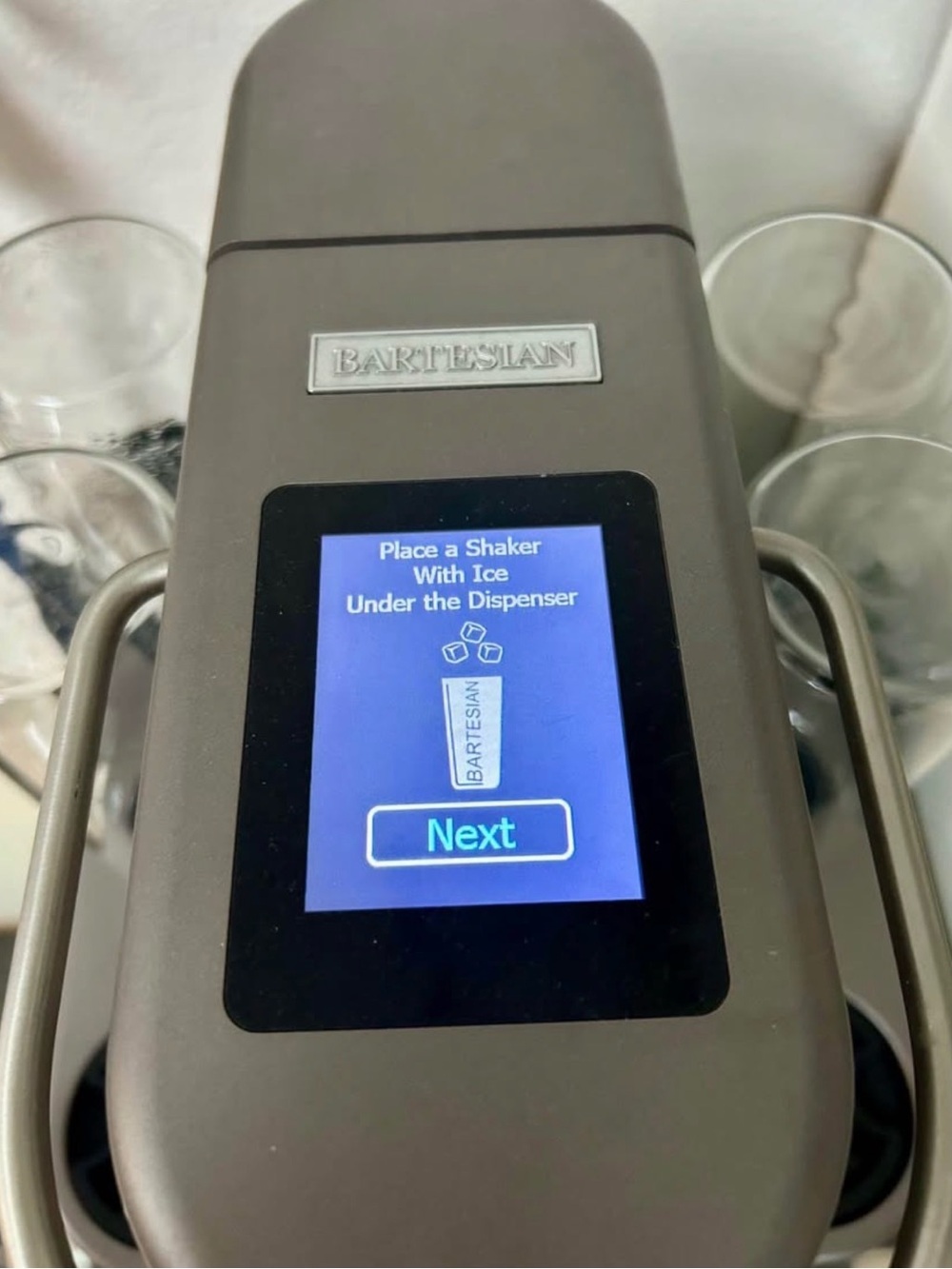 Bartesian Silver Home Cocktail Machine - Sleek Silver Bar Mixer - Picture 4 of 6